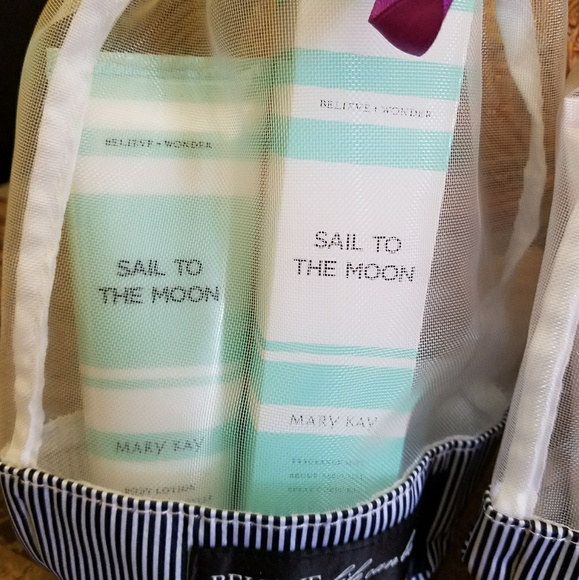 Mary Kay!!! Sets Splah and Body Lotion. - Picture 2 of 4